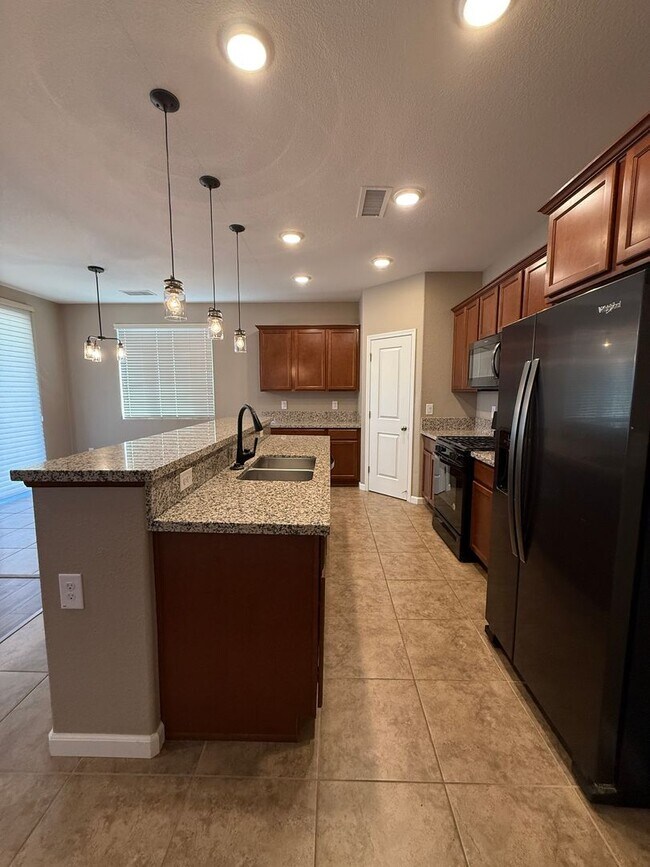 Building Photo - Beautiful Home in Sparks, NV- Single story