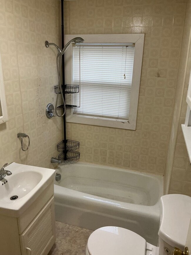 Building Photo - 153 Northern Ave