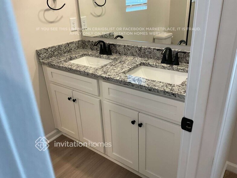 Building Photo - 3326 Strong Box Lane