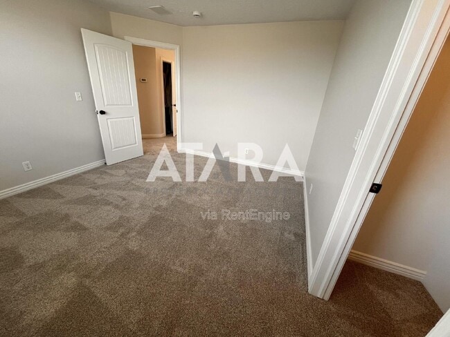 Building Photo - 7845 Ruby Valley Dr