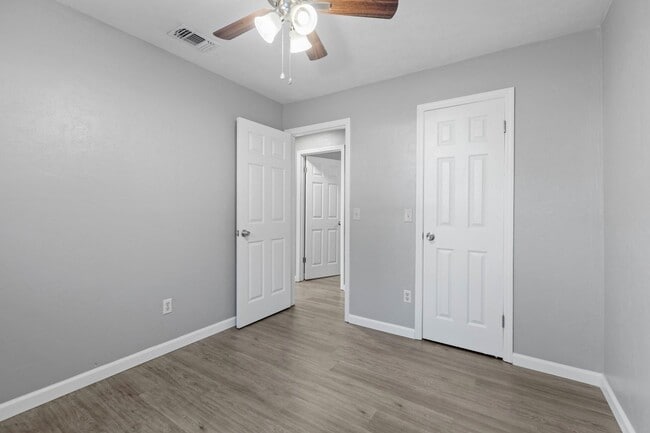 Building Photo - 3001 Eastgate Ct