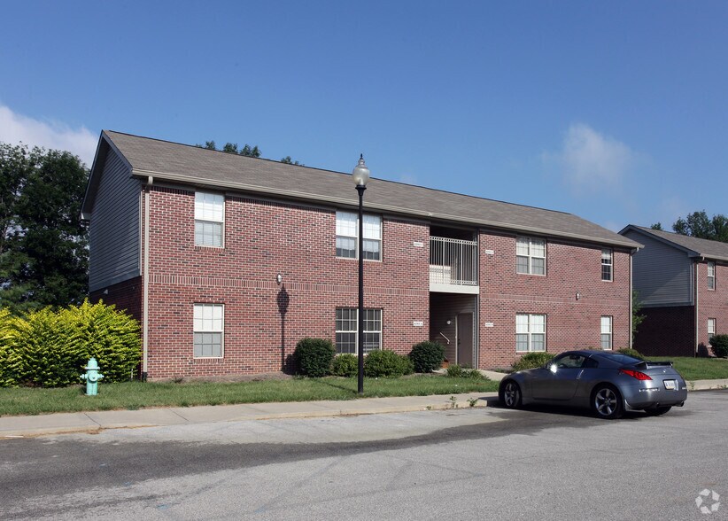 Building Photo - Sugar Creek Apartments