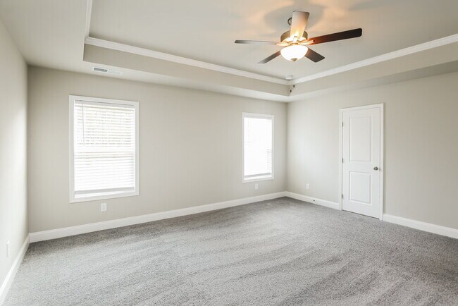 Building Photo - 3327 BRYANT Mdws Cir