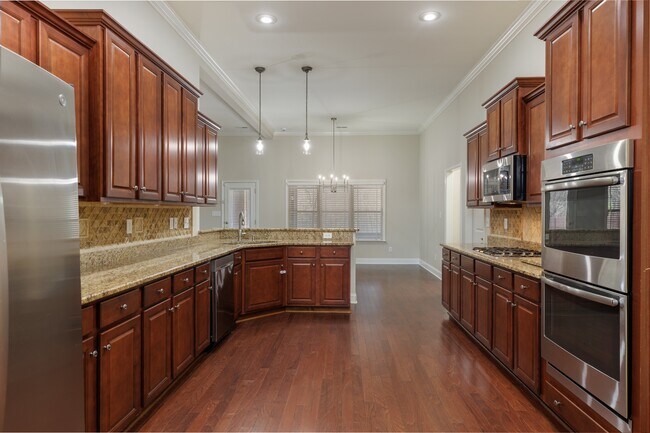 Building Photo - 8317 Anslee Way NW