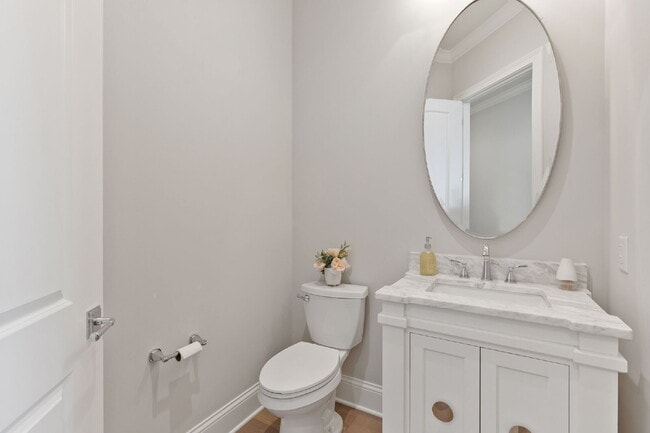 Building Photo - Welcome to Revery Point — where lakefront ...