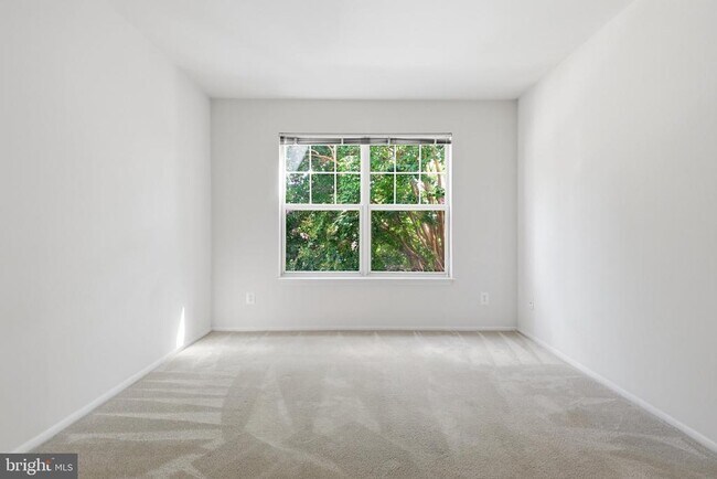 Building Photo - 1710 Abercromby Ct