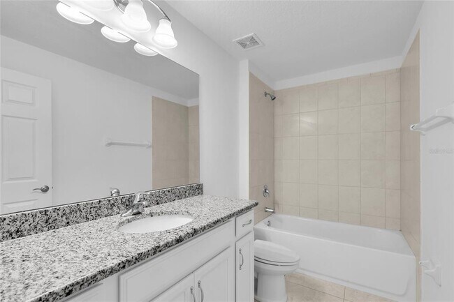 Building Photo - 13 Llovera Pl