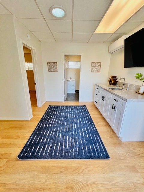 Building Photo - 539 San Dieguito Dr