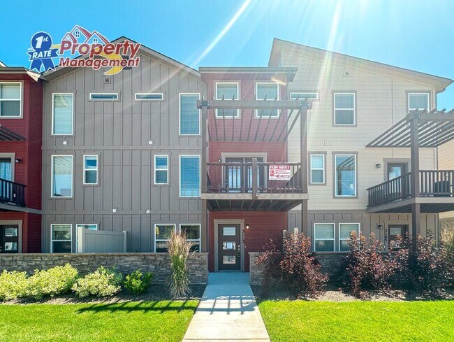 Building Photo - 3071 N Network Ln