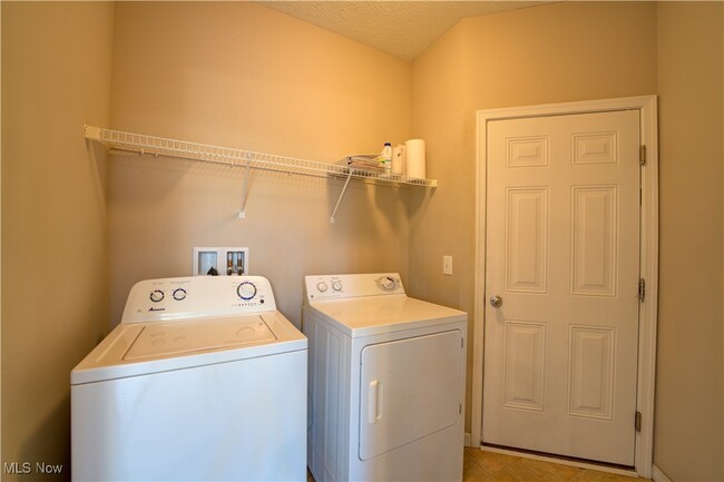 Building Photo - 2576 Covington Pl