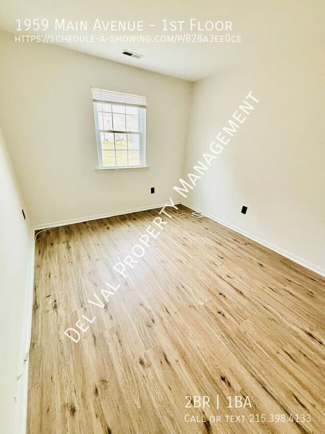 Building Photo - 1959 Main Ave