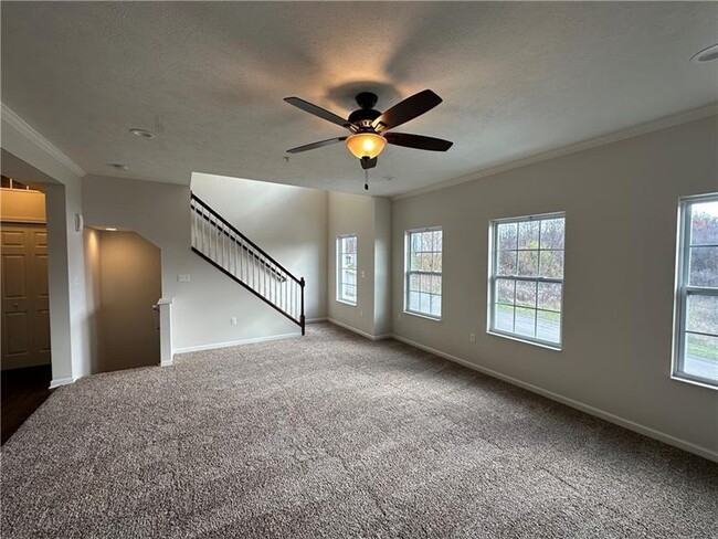 Building Photo - 248 Grace Manor Dr
