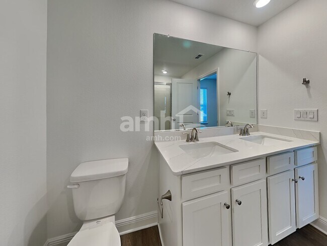 Building Photo - 6543 Atlantic Bch Ave