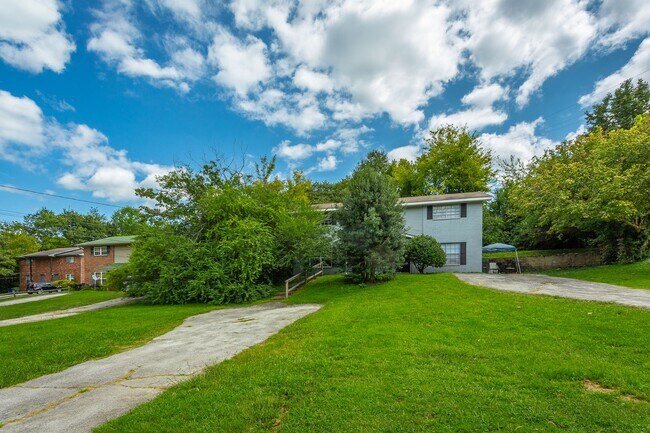 Primary Photo - 508 Ely Rd