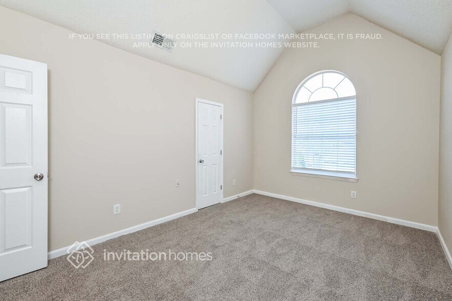 Building Photo - 624 Granite Trce