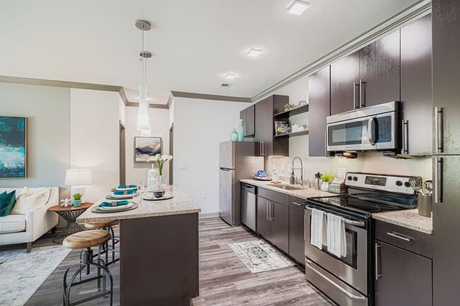 Building Photo - Ventana Northlake