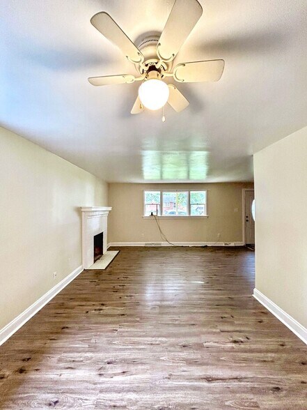 Building Photo - 1112 Clauson Rd