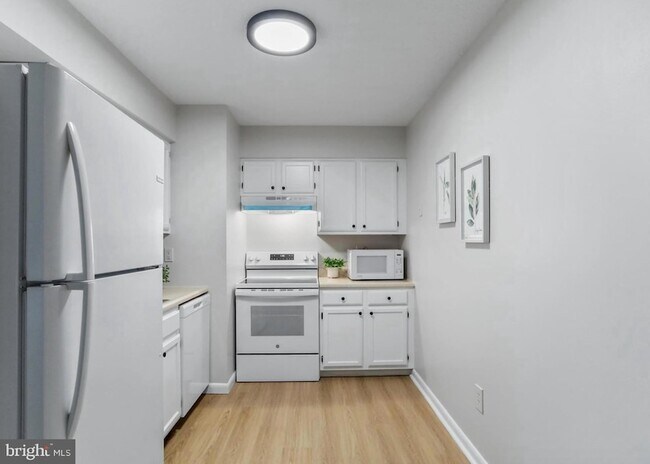 Building Photo - 1002 Magnolia Woods Ct