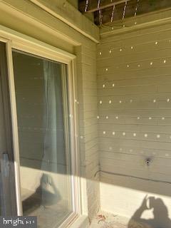 Building Photo - 1823 N Shore Ct
