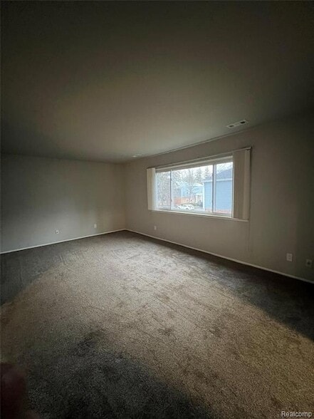 Building Photo - 521 E University Dr