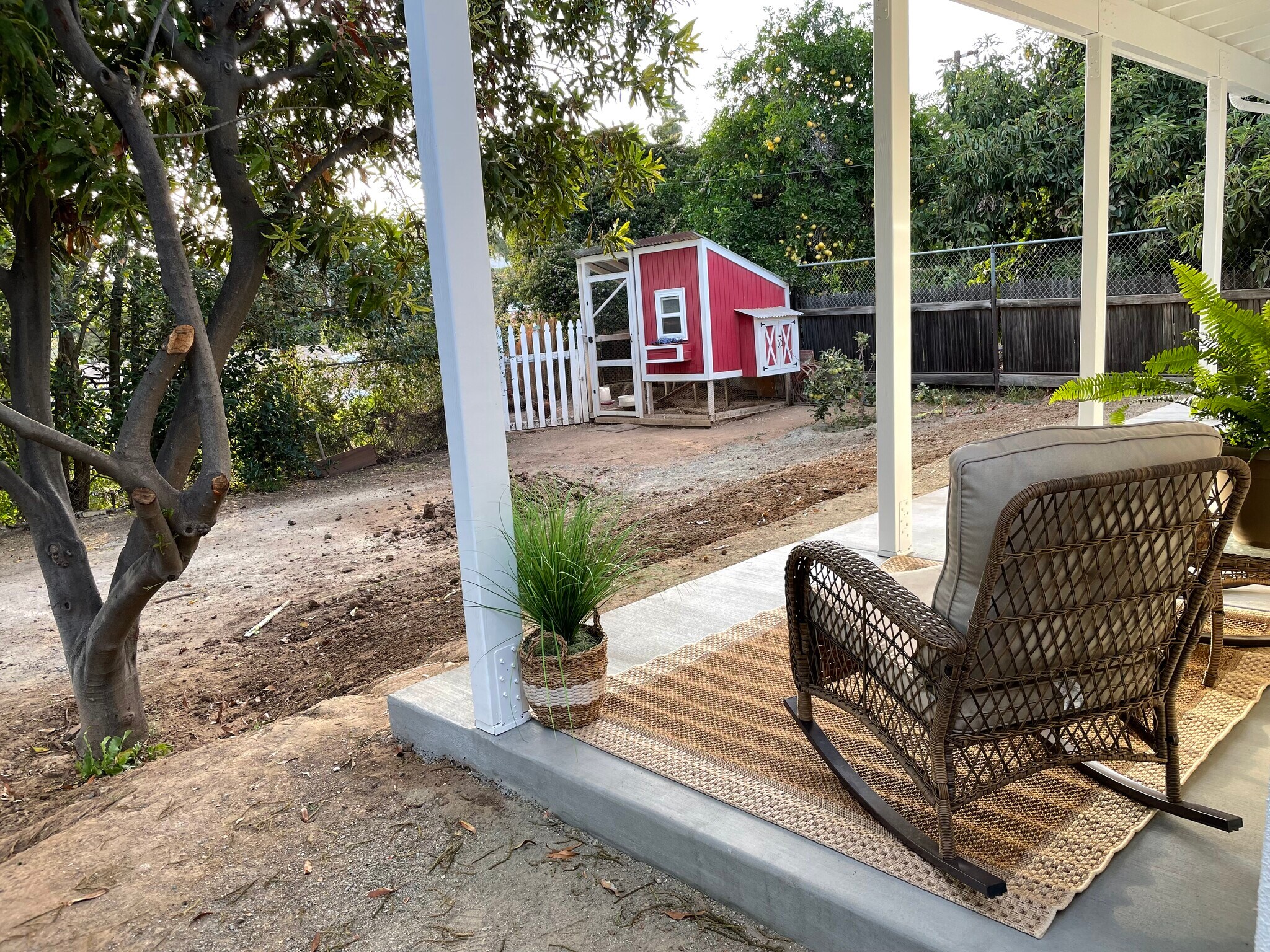 Building Photo - 1191 Hillside St