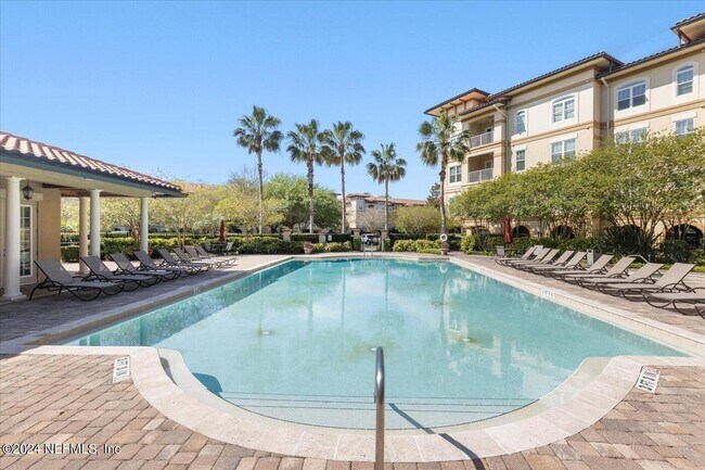Building Photo - 4300 S Beach Pkwy