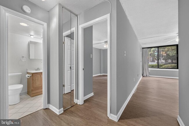 Building Photo - 1301 20th St NW