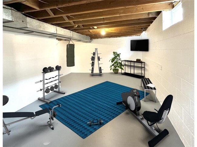 Building Photo - 1132 33rd Ave N