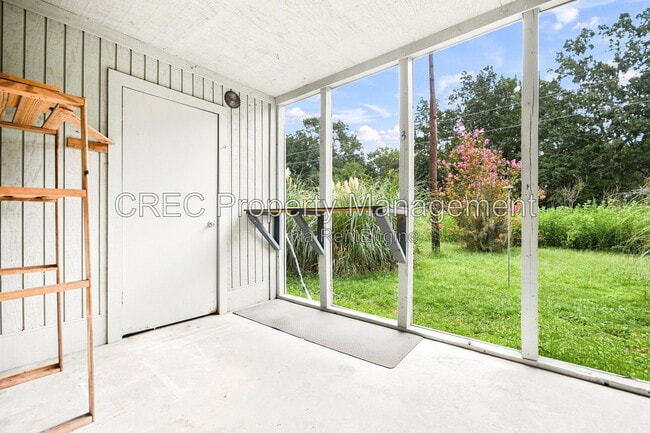 Building Photo - 2736 Jobee Dr