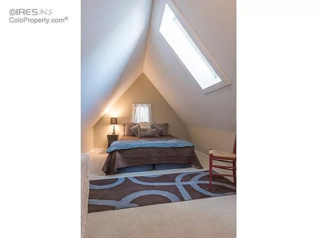 Building Photo - Stunning 4 bed, 2 bath Boulder Home Near Chautauqua! Available July 5th!