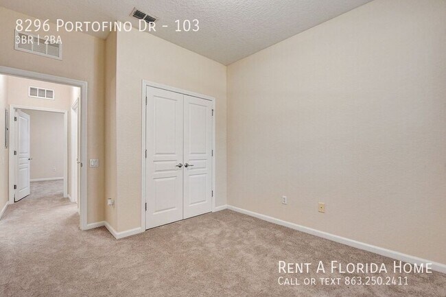 Building Photo - 8296 Portofino Dr
