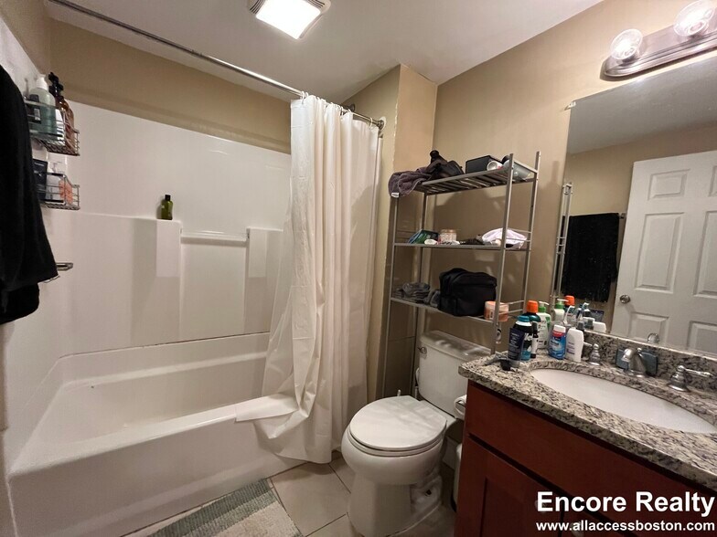 Building Photo - 36 Euston St