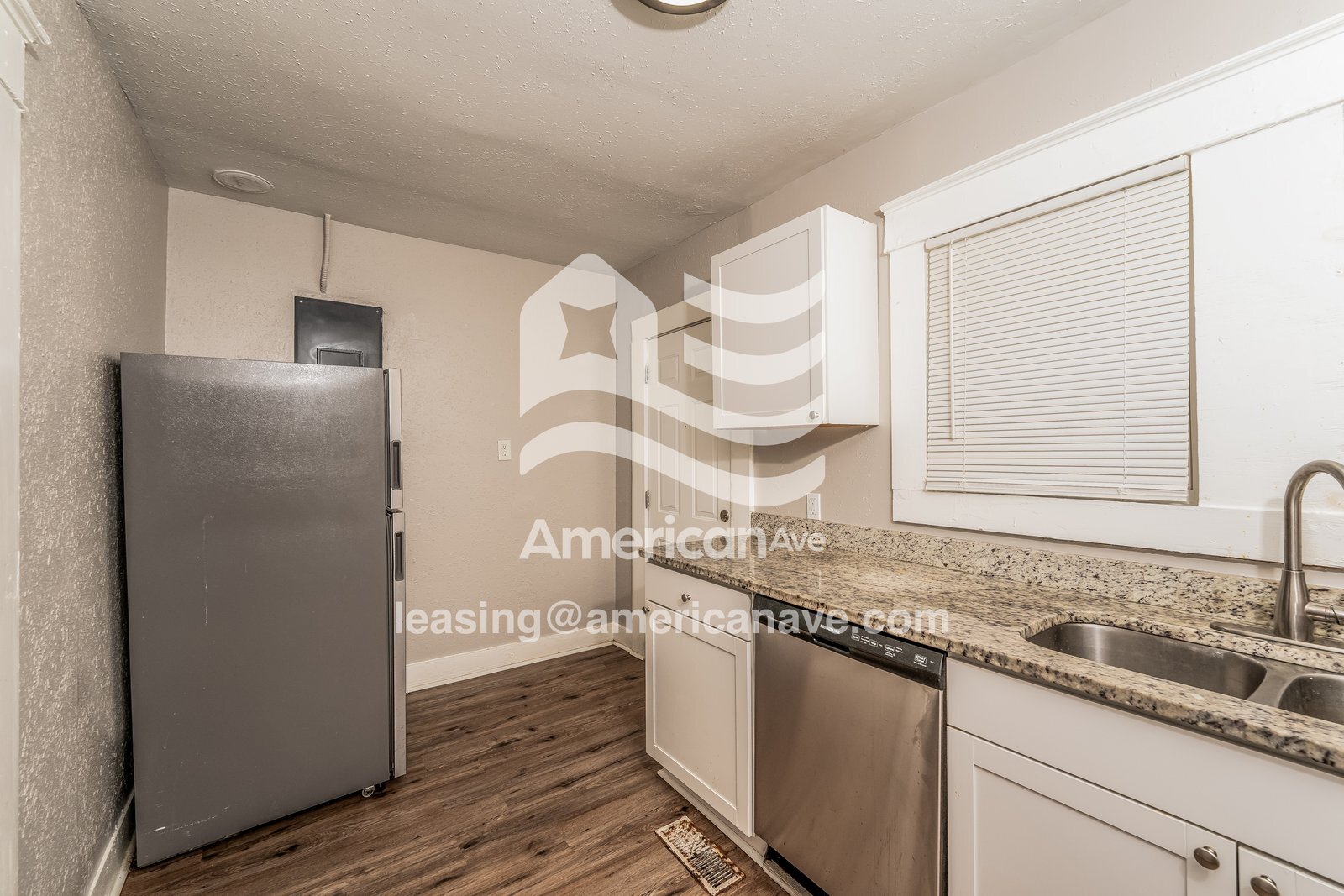 Building Photo - 621 83rd Pl S