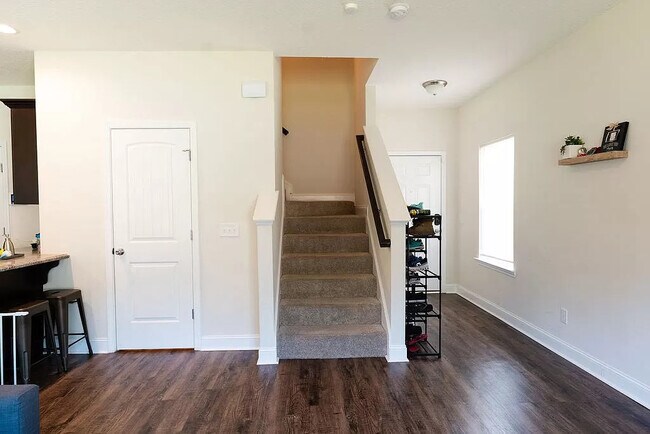 Building Photo - 195 Gambrell Rd