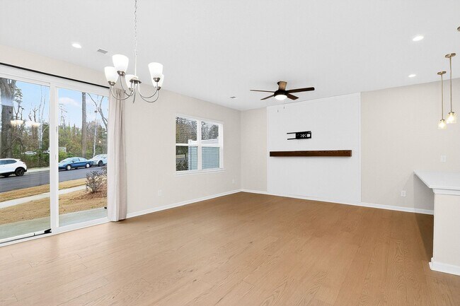 Building Photo - Brand NEW Townhome for RENT!