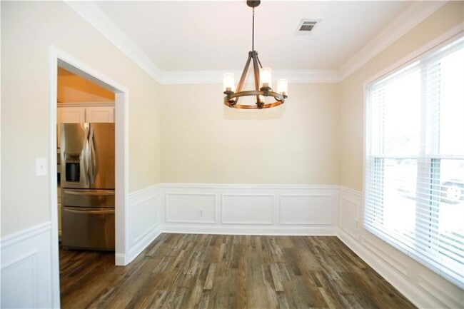 Building Photo - 1005 Landover Crossing