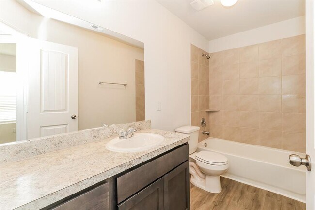 Building Photo - 25242 Sanitas Valley Dr