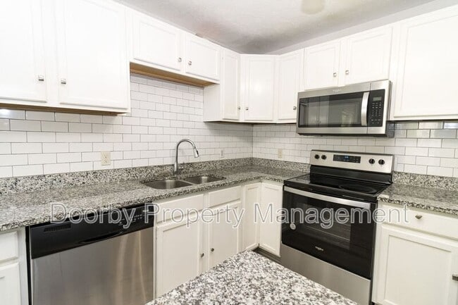 Building Photo - 1109 Arcadia Ave