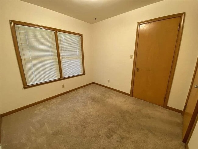 Building Photo - 808 Turner St
