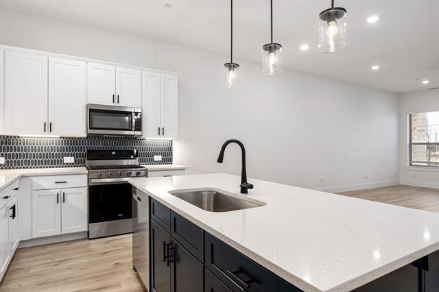 Building Photo - 1232 Arkansas Spgs St