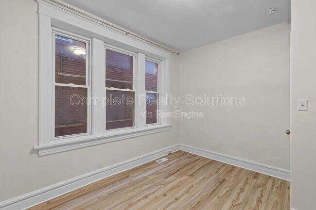 Building Photo - 4301 S 38th St