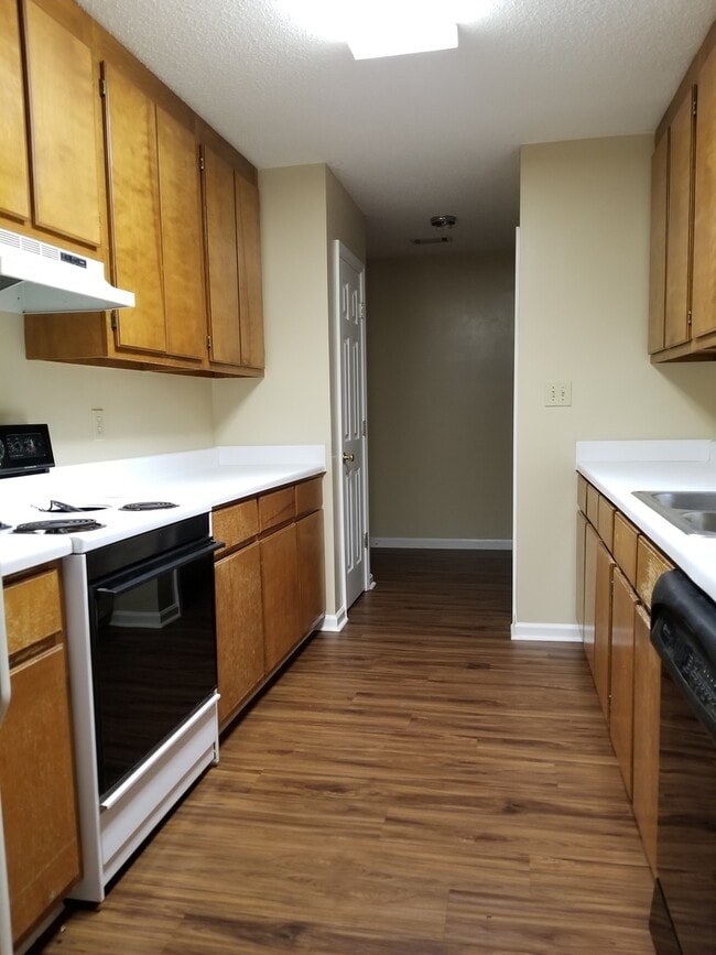 Building Photo - Cute 3/2 in Cedar Creek