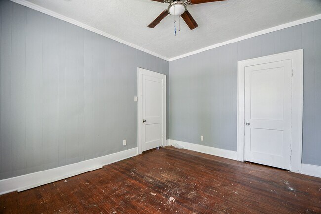 Building Photo - 3319 Holman St