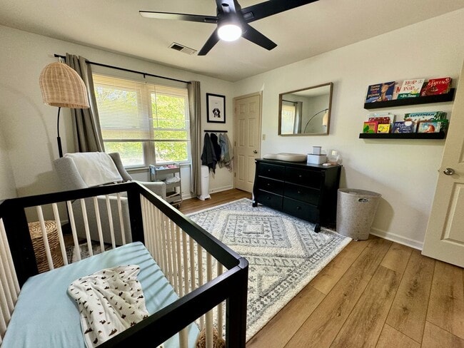 Building Photo - 4 Bedrooms with Finished Basement and Bonu...
