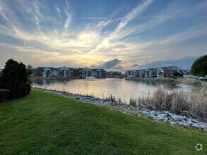 Building Photo - **MOVE IN BY 6/1**2 bedroom 2 bath $1150/m...