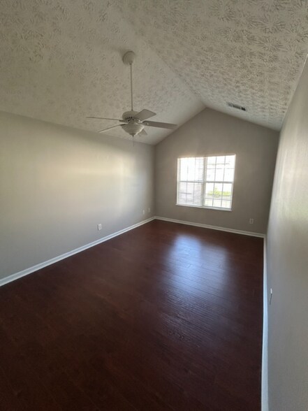 Building Photo - 2907 Greyhawk Ln
