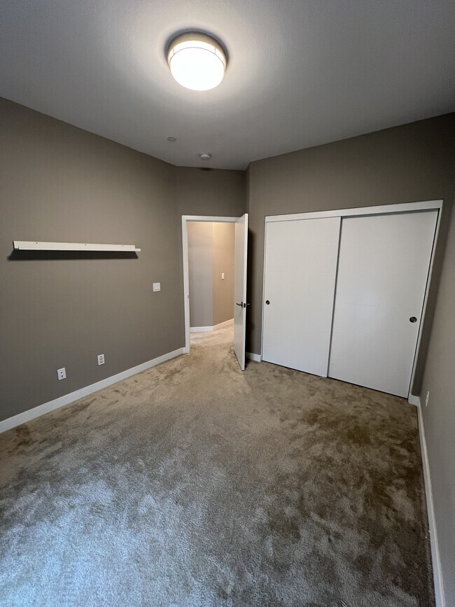 Building Photo - 81 Sea Crest Dr