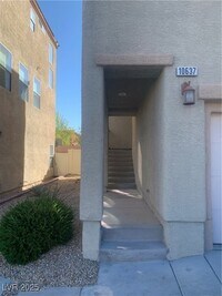 Building Photo - 10637 Nevada Falls Ave