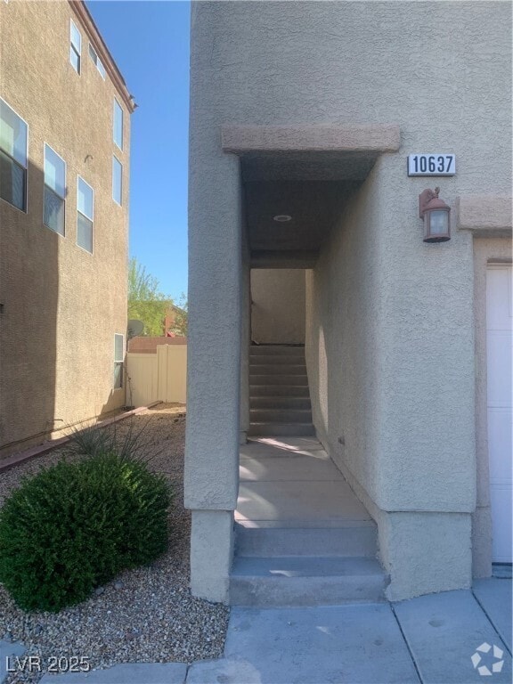 Building Photo - 10637 Nevada Falls Ave