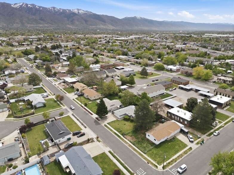 Building Photo - 1545 Merlin Way